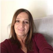 Laureata in economia e commercio